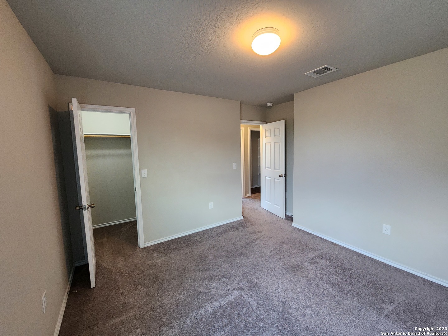 6811 Freedom Hills San Antonio TX 78242