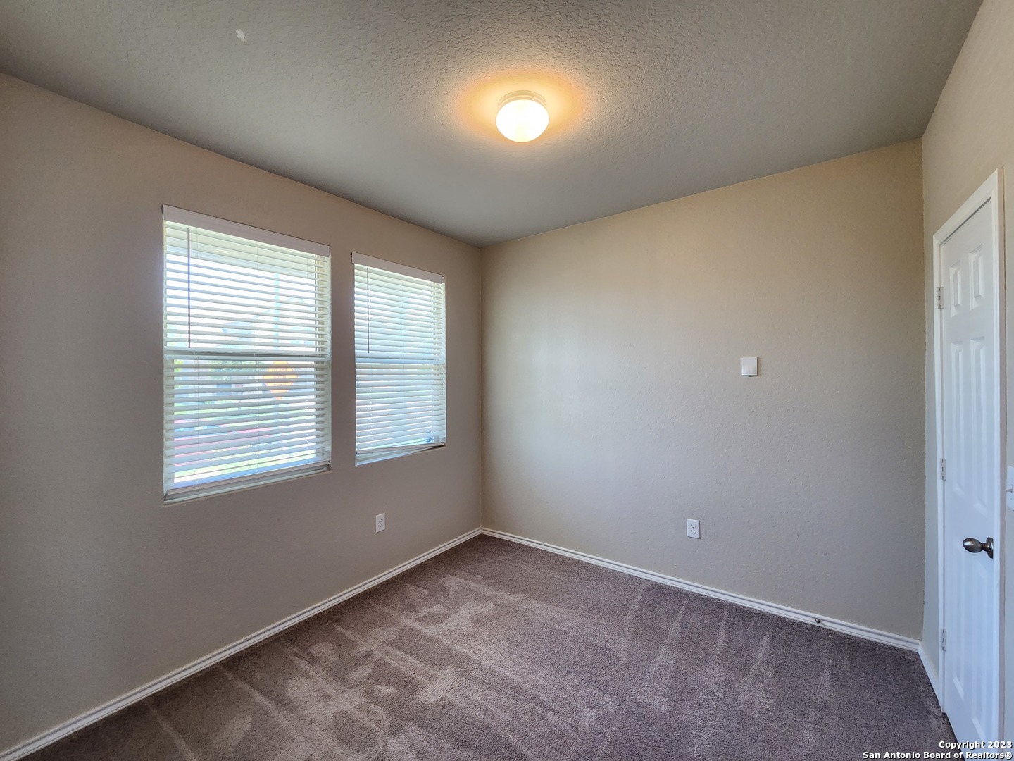 6811 Freedom Hills San Antonio TX 78242