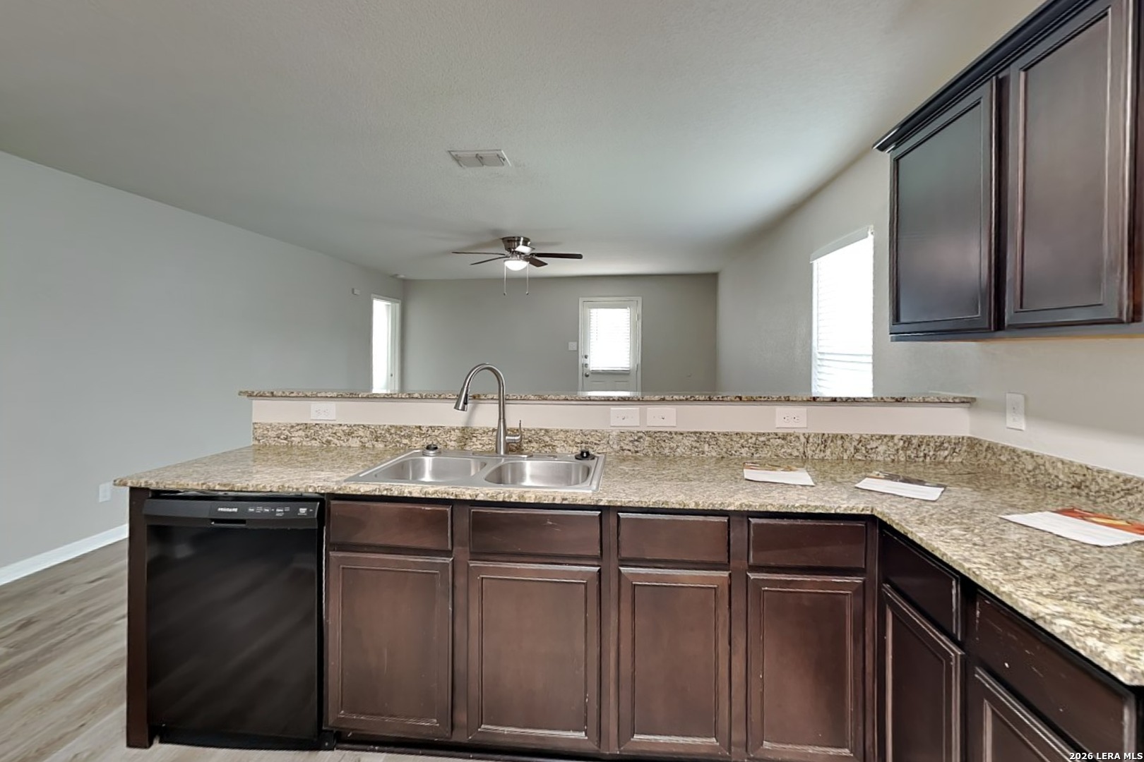 2942 Emery San Antonio TX 78222