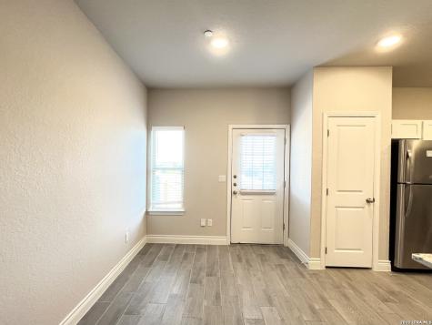 7822 Savannah Brooks Live Oak TX 78233
