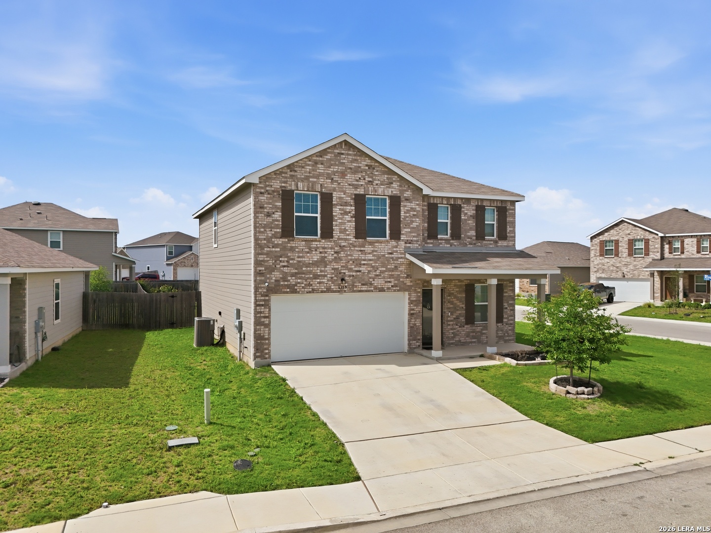 8355 Falcon Meadow Converse TX 78109