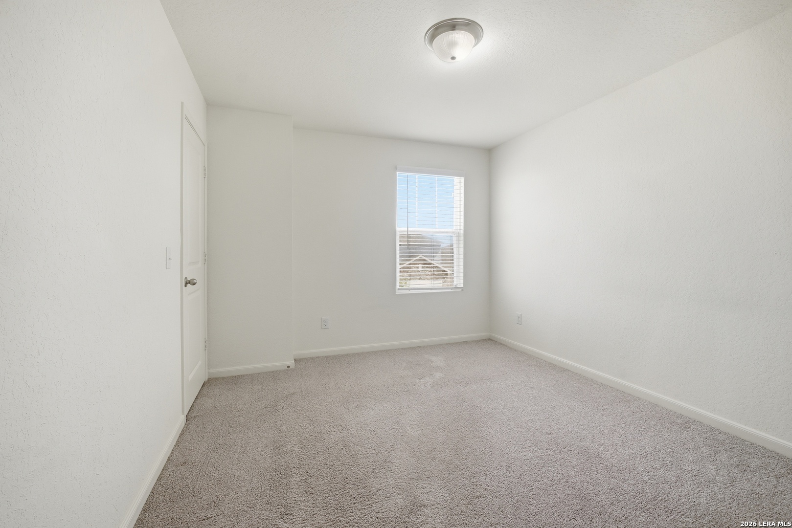 8355 Falcon Meadow Converse TX 78109