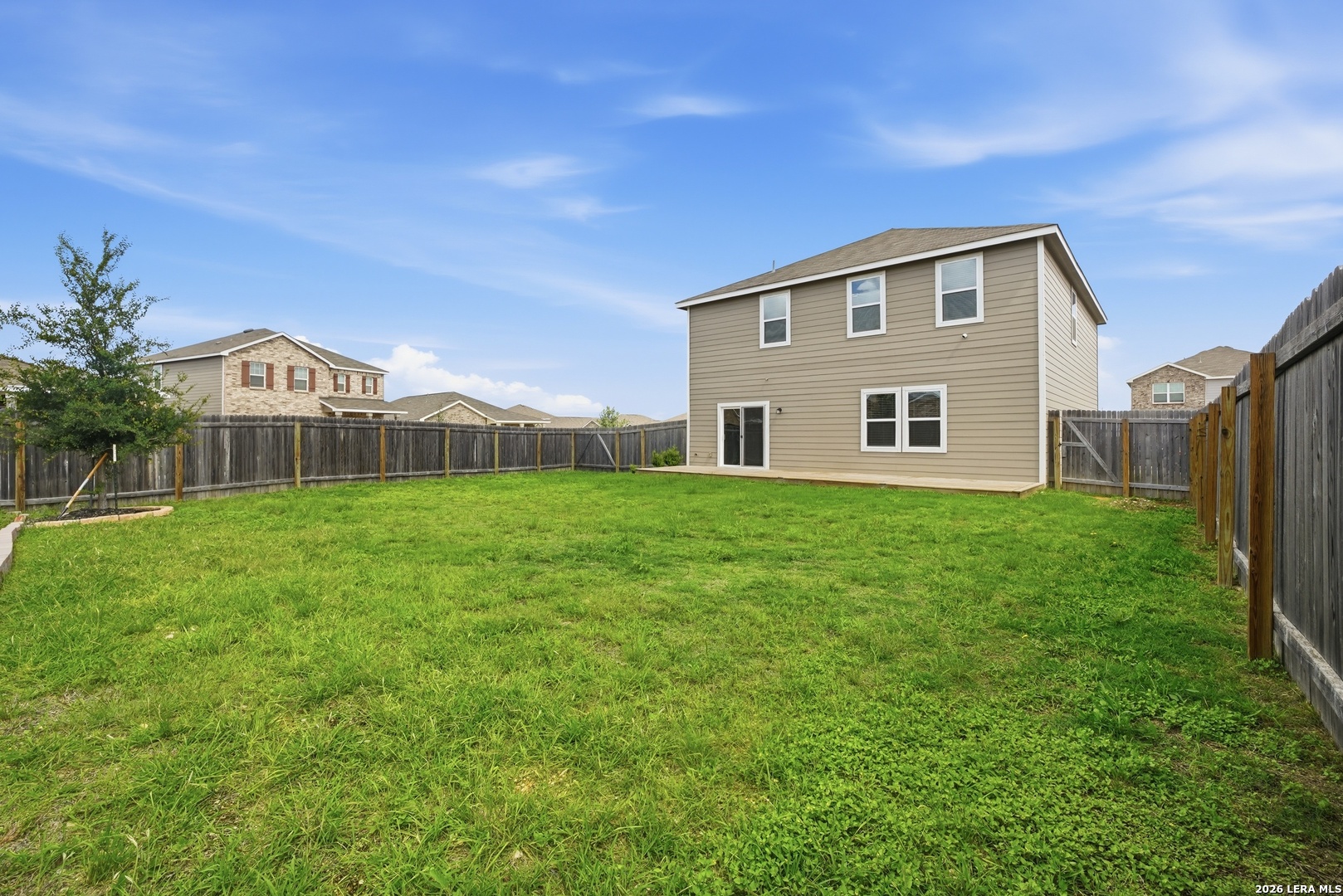 8355 Falcon Meadow Converse TX 78109