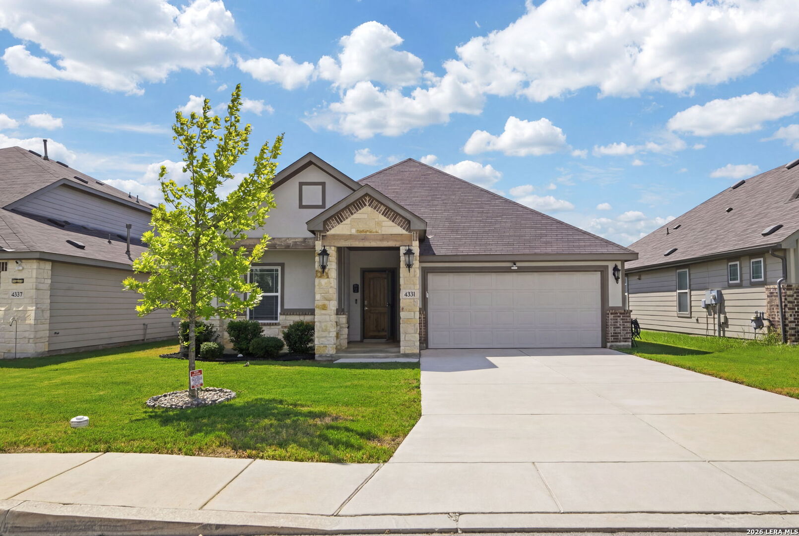4331 W Vasquez Circle Converse TX 78109