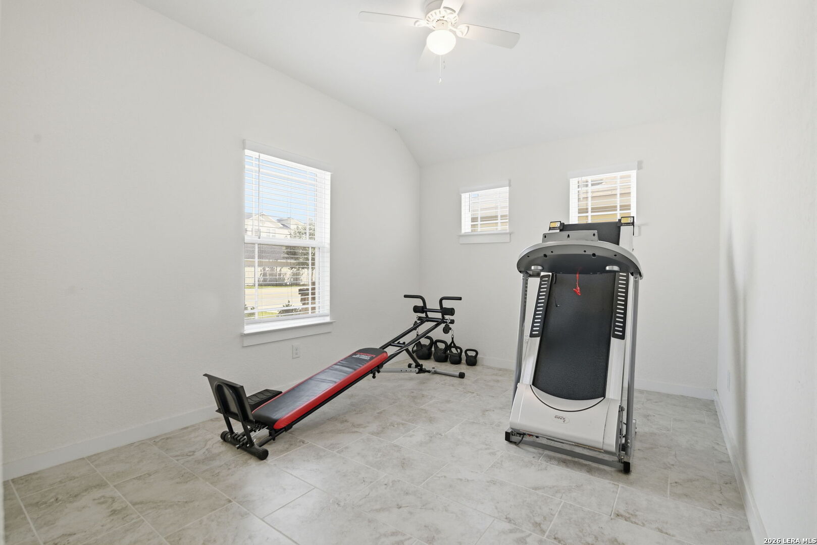 4331 W Vasquez Circle Converse TX 78109