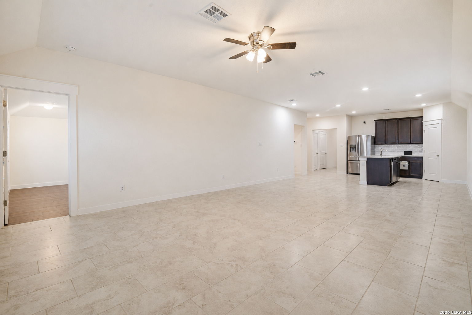 4331 W Vasquez Circle Converse TX 78109