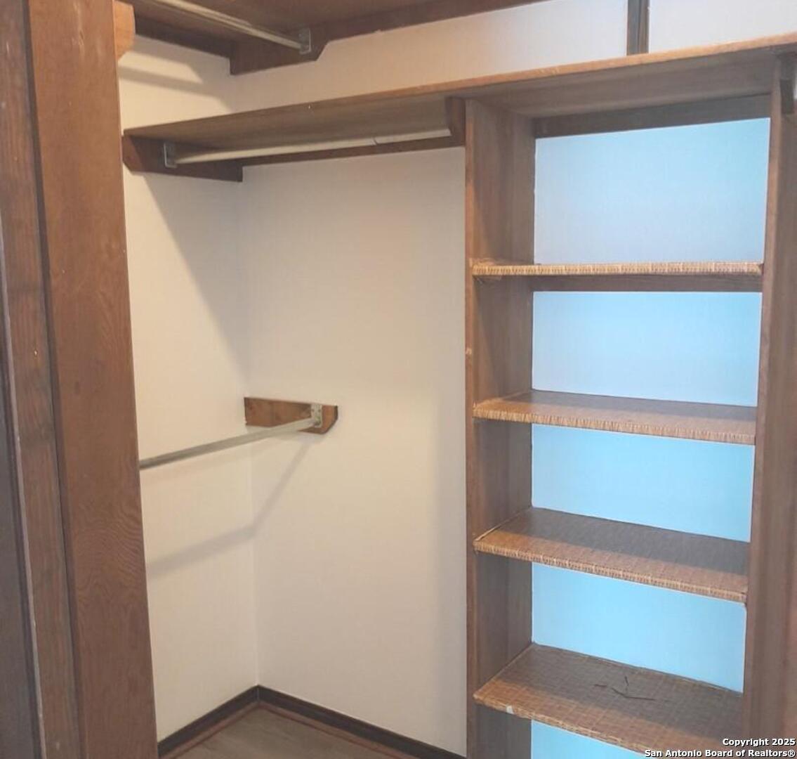 4202 W Shadow Oak Woods San Antonio TX 78249