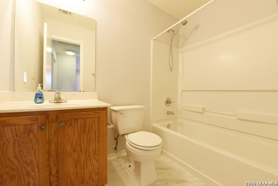 9207 Dublin Moor San Antonio TX 78254