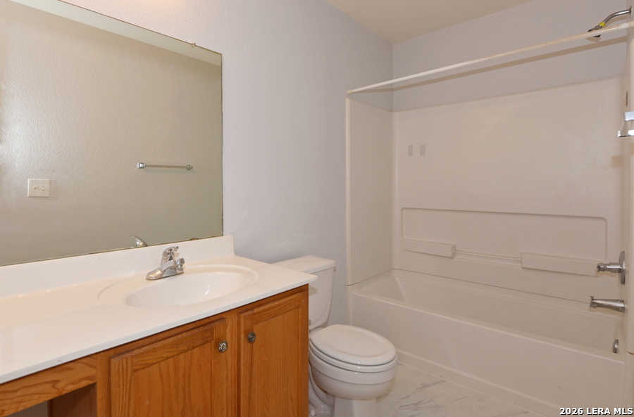 9207 Dublin Moor San Antonio TX 78254