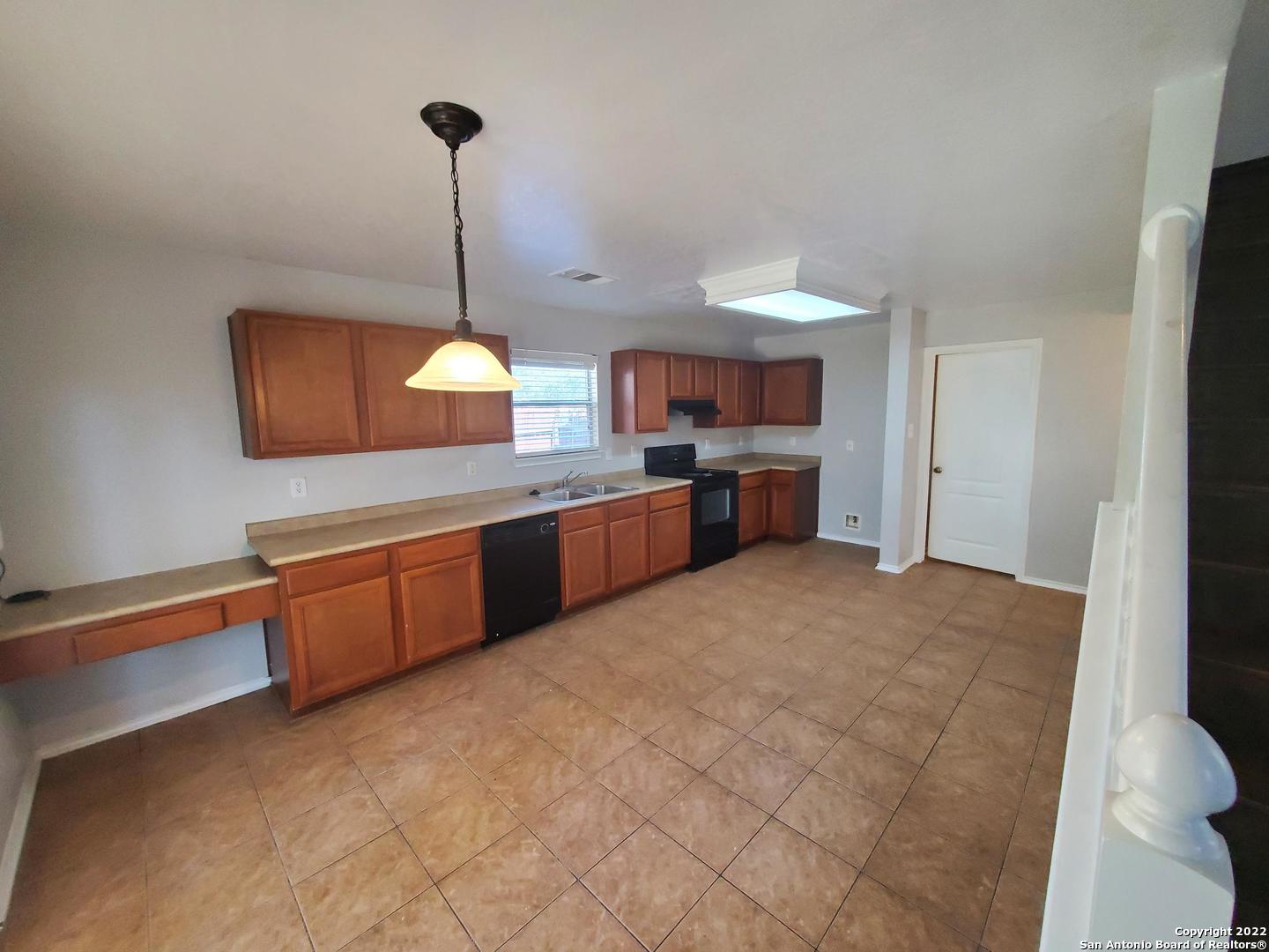 1411 Ambush Creek San Antonio TX 78245