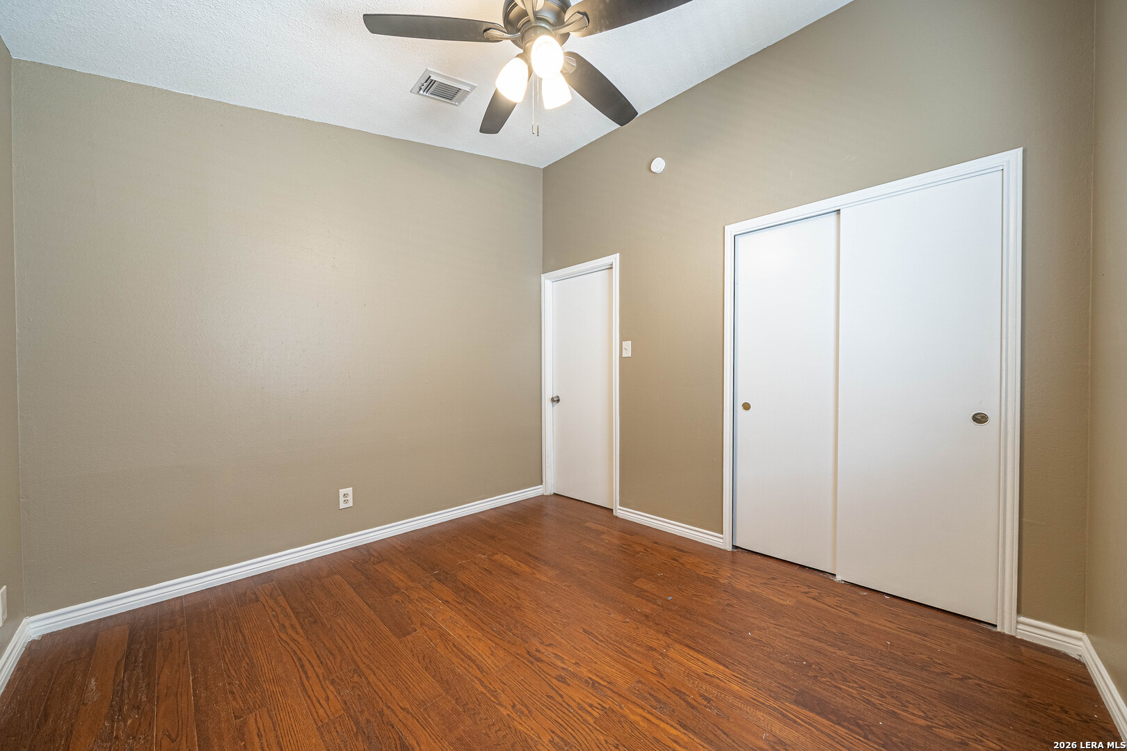 821 Meadow Stone Converse TX 78109