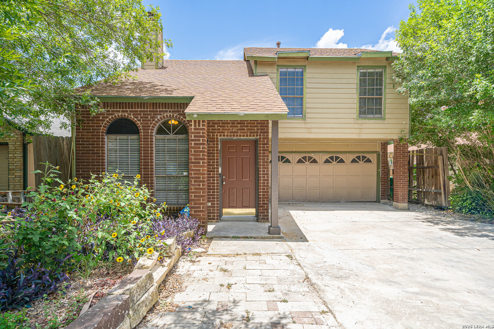 821 Meadow Stone Converse TX 78109