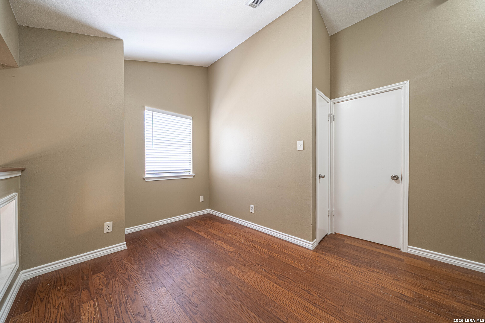 821 Meadow Stone Converse TX 78109