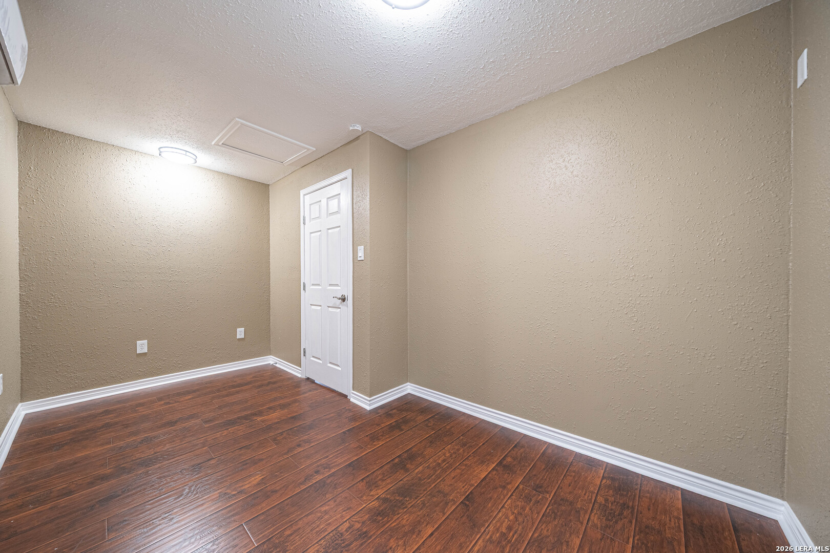 821 Meadow Stone Converse TX 78109