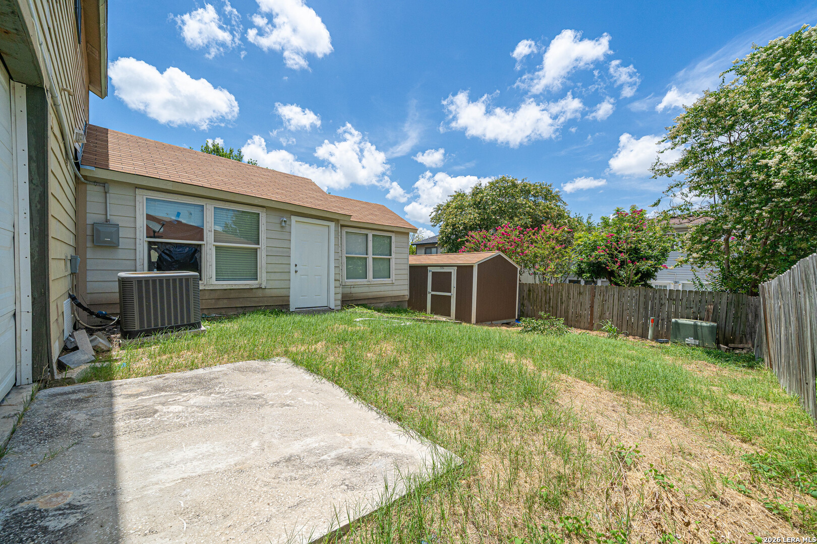 821 Meadow Stone Converse TX 78109