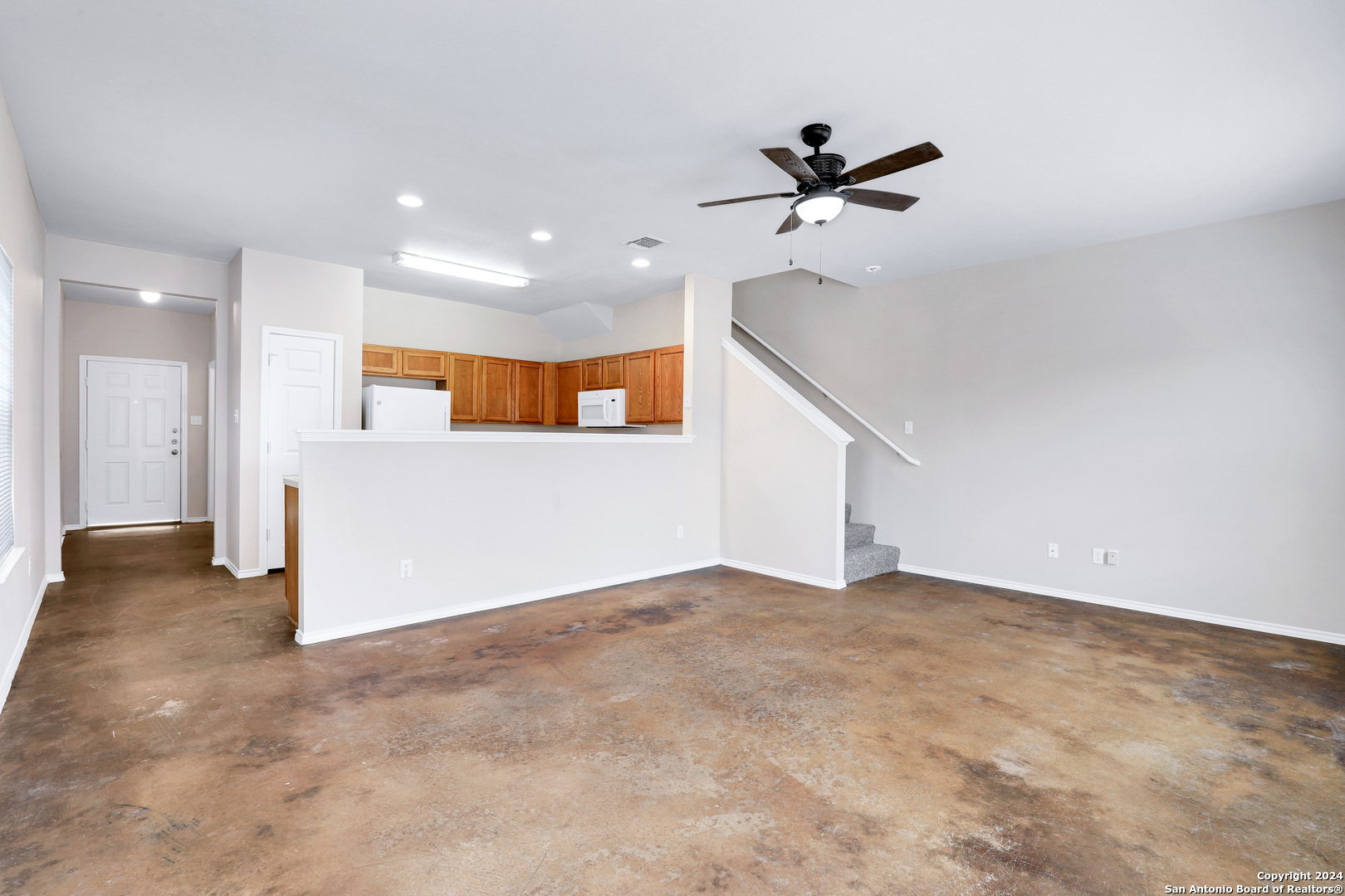 5815 Golf Bend San Antonio TX 78244