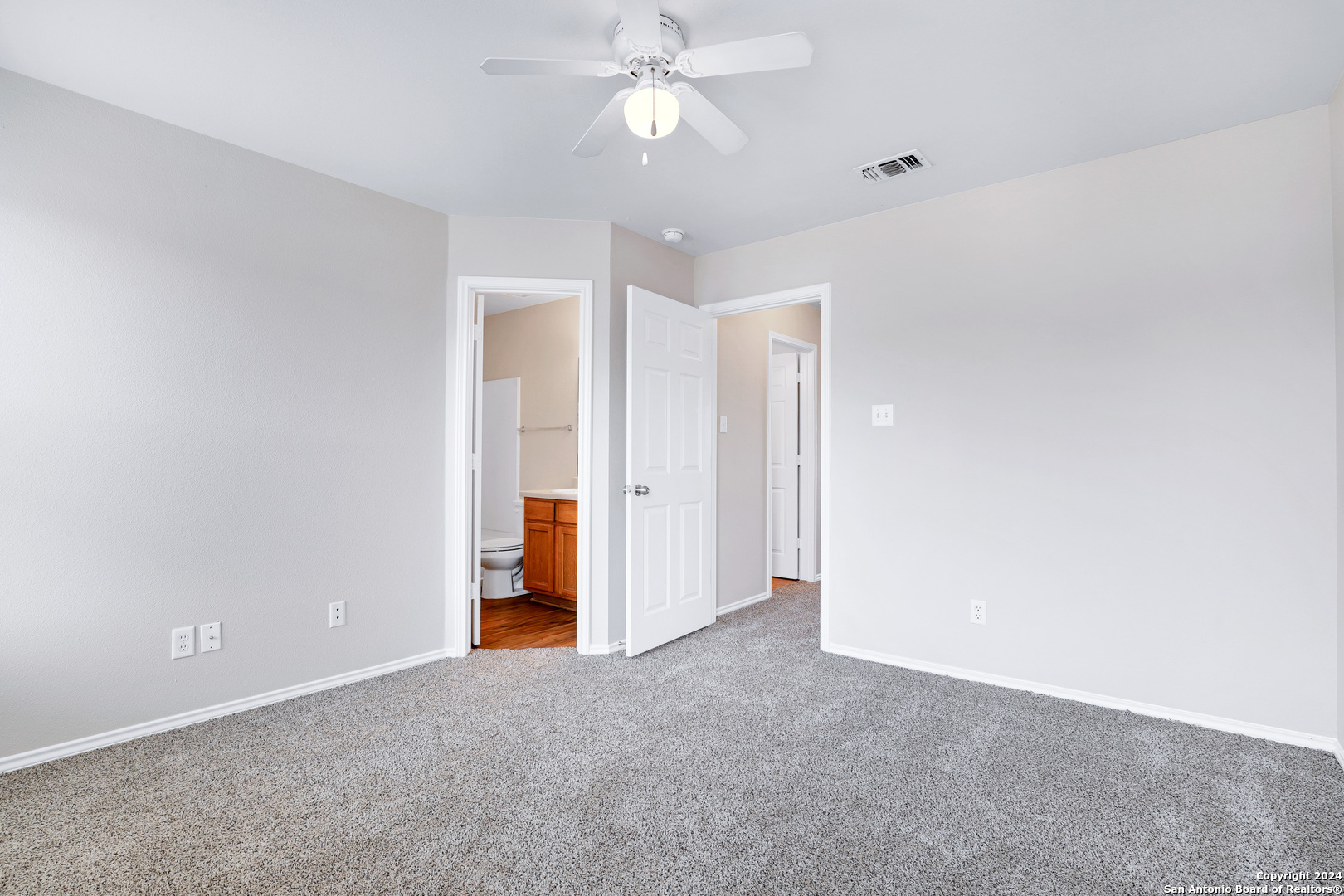 5815 Golf Bend San Antonio TX 78244