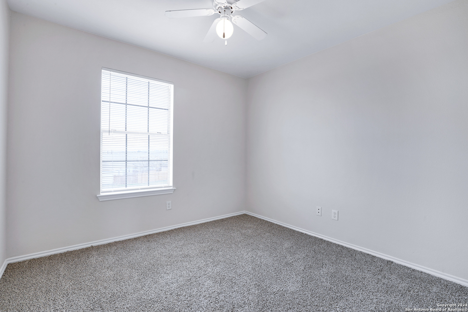 5815 Golf Bend San Antonio TX 78244