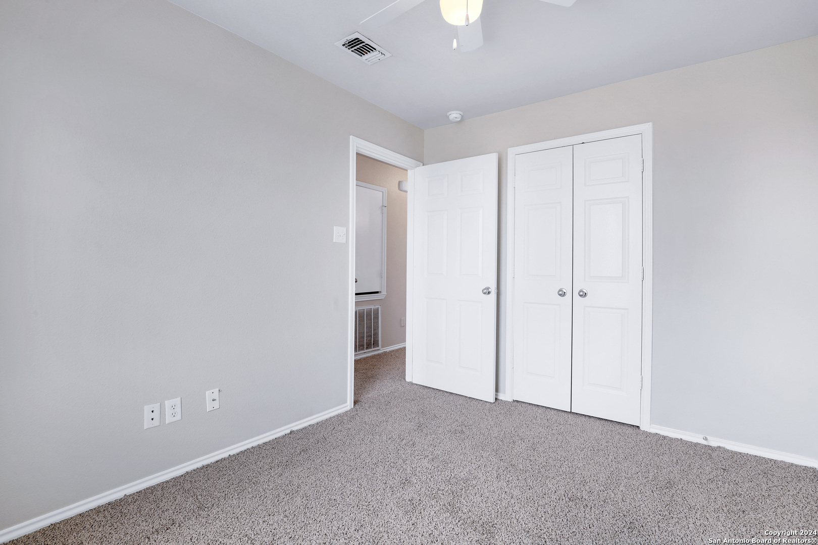 5815 Golf Bend San Antonio TX 78244