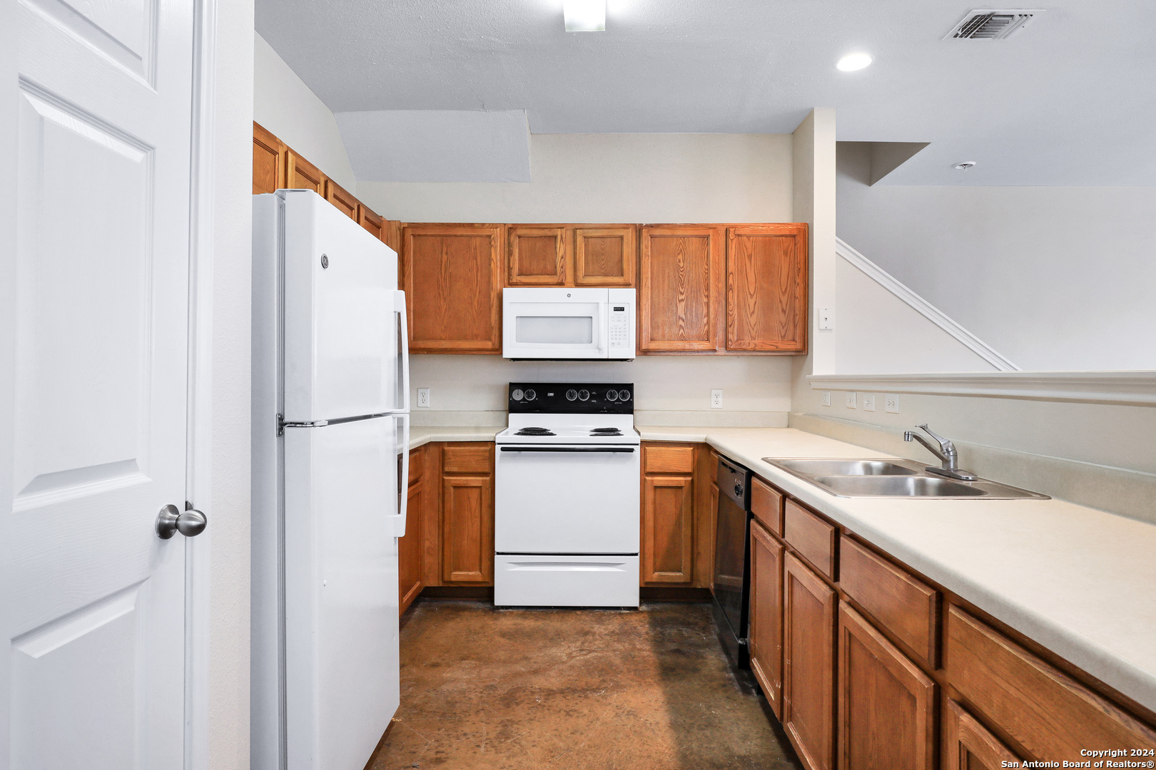 5815 Golf Bend San Antonio TX 78244