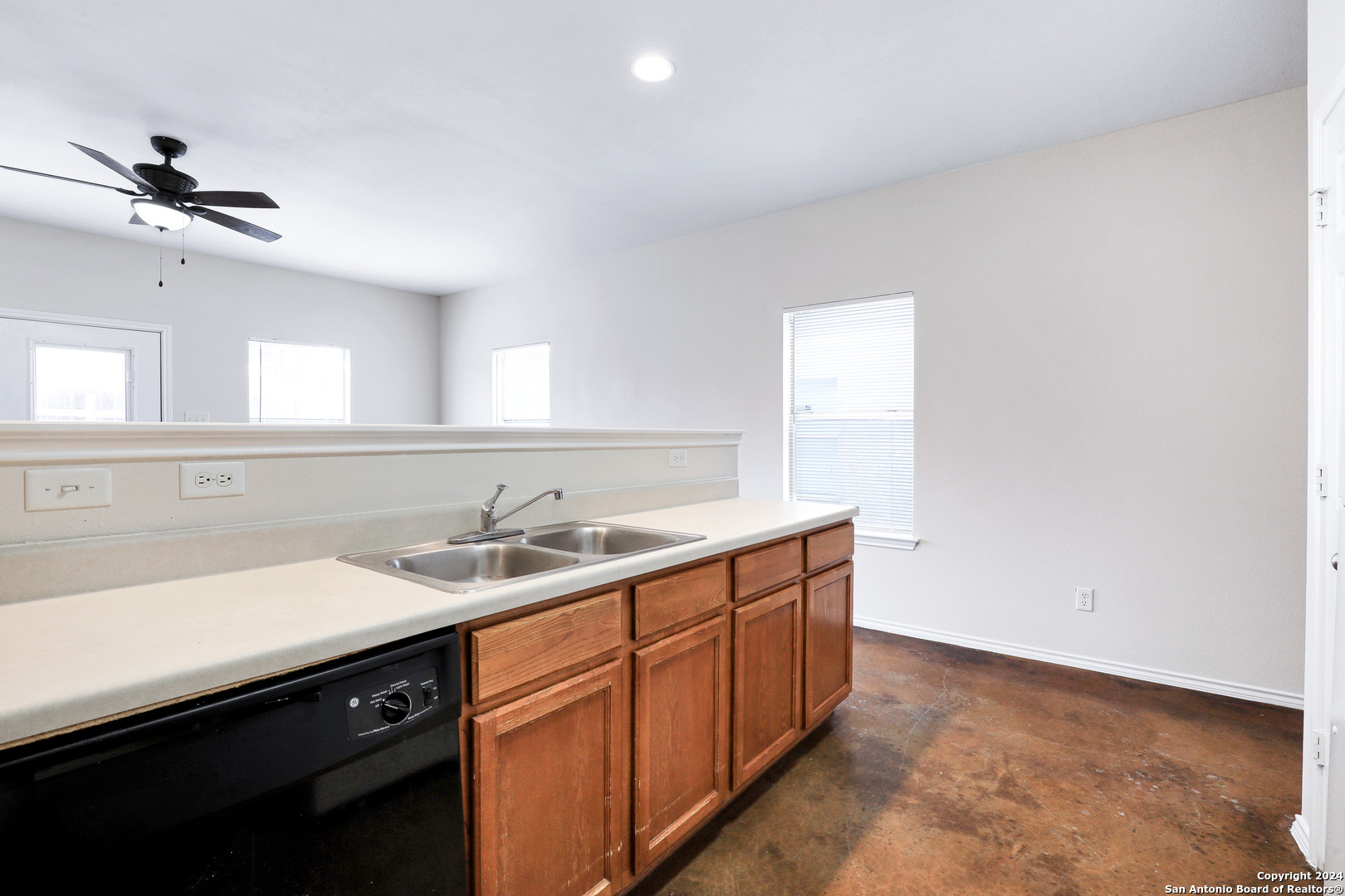 5815 Golf Bend San Antonio TX 78244