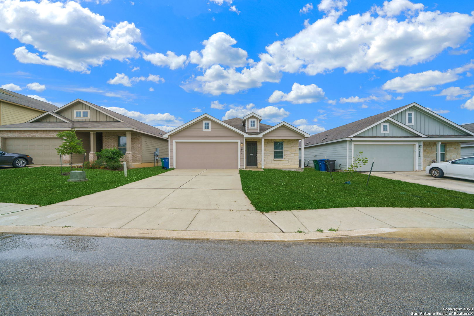 5914 Sunshine Summit Converse TX 78109