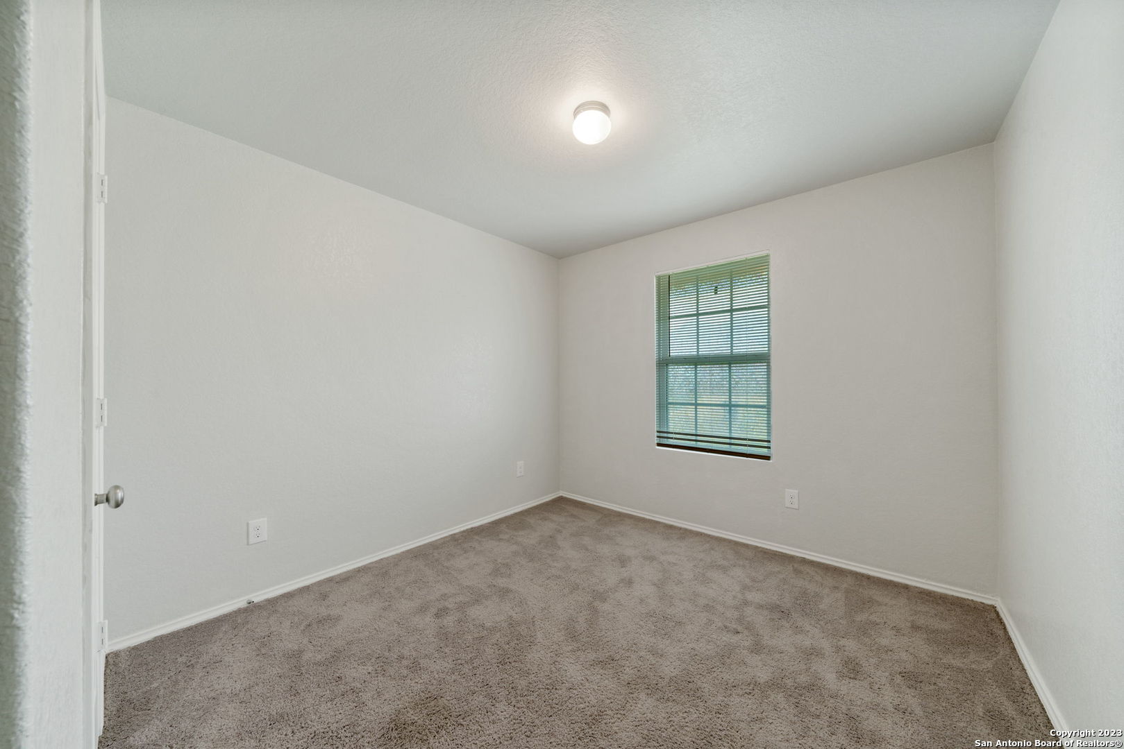 5914 Sunshine Summit Converse TX 78109