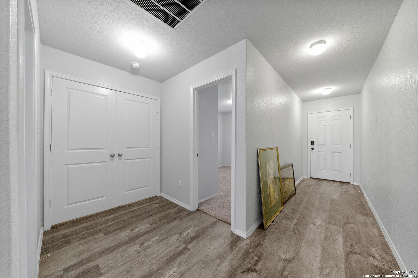 5914 Sunshine Summit Converse TX 78109