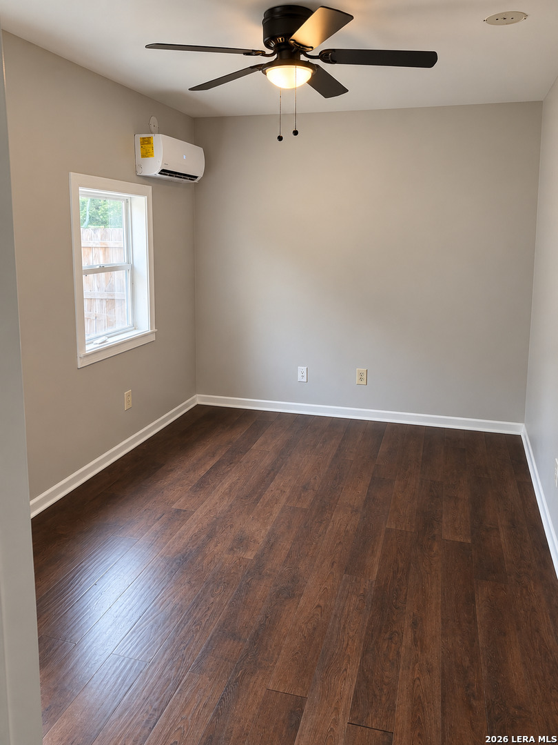 1915 Pasadena San Antonio TX 78201