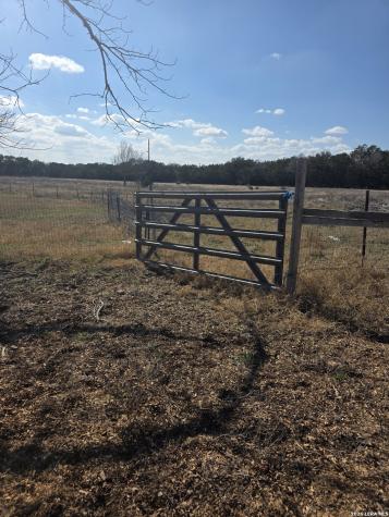 205 Hill Country Drive Pipe Creek TX 78063