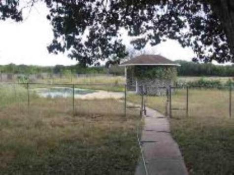 205 Hill Country Drive Pipe Creek TX 78063