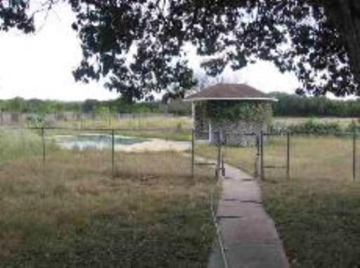 205 Hill Country Drive Pipe Creek TX 78063