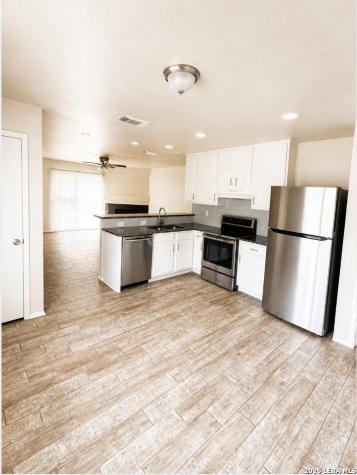 13038 Ocean Glade San Antonio TX 78249