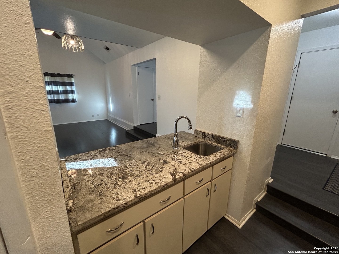 9215 Powhatan Drive San Antonio TX 78230