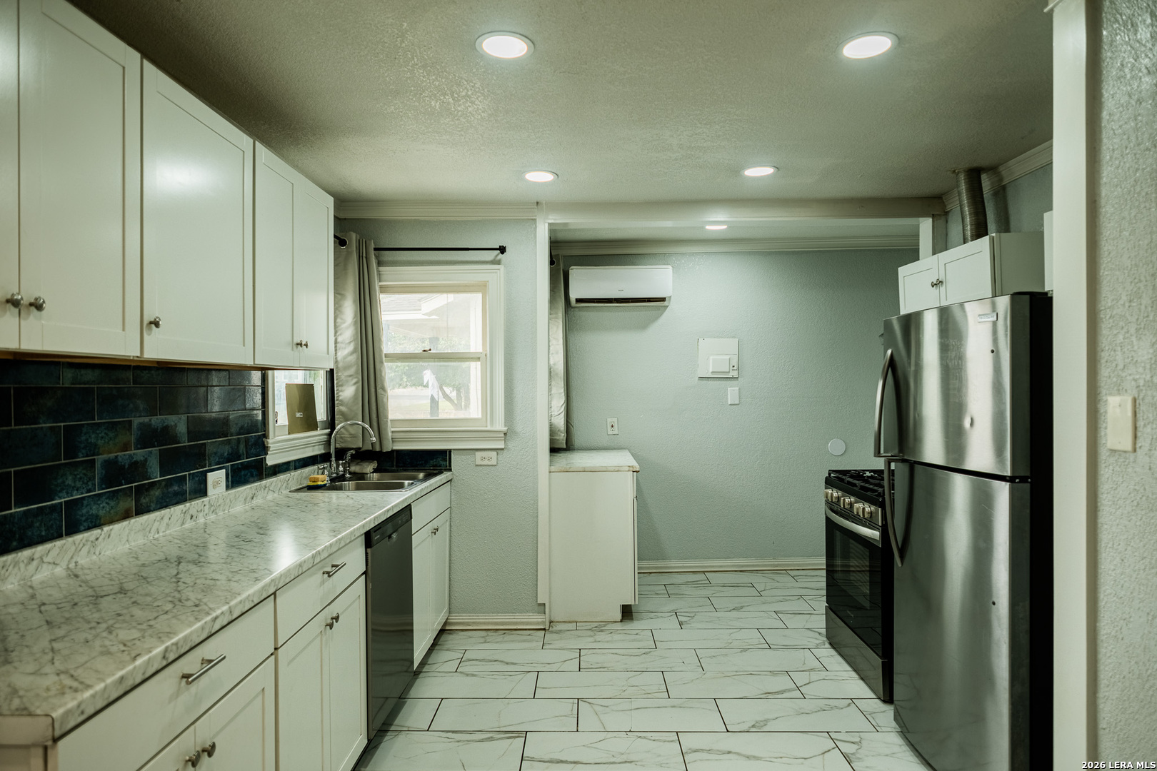 2916 S Gevers Street San Antonio TX 78210