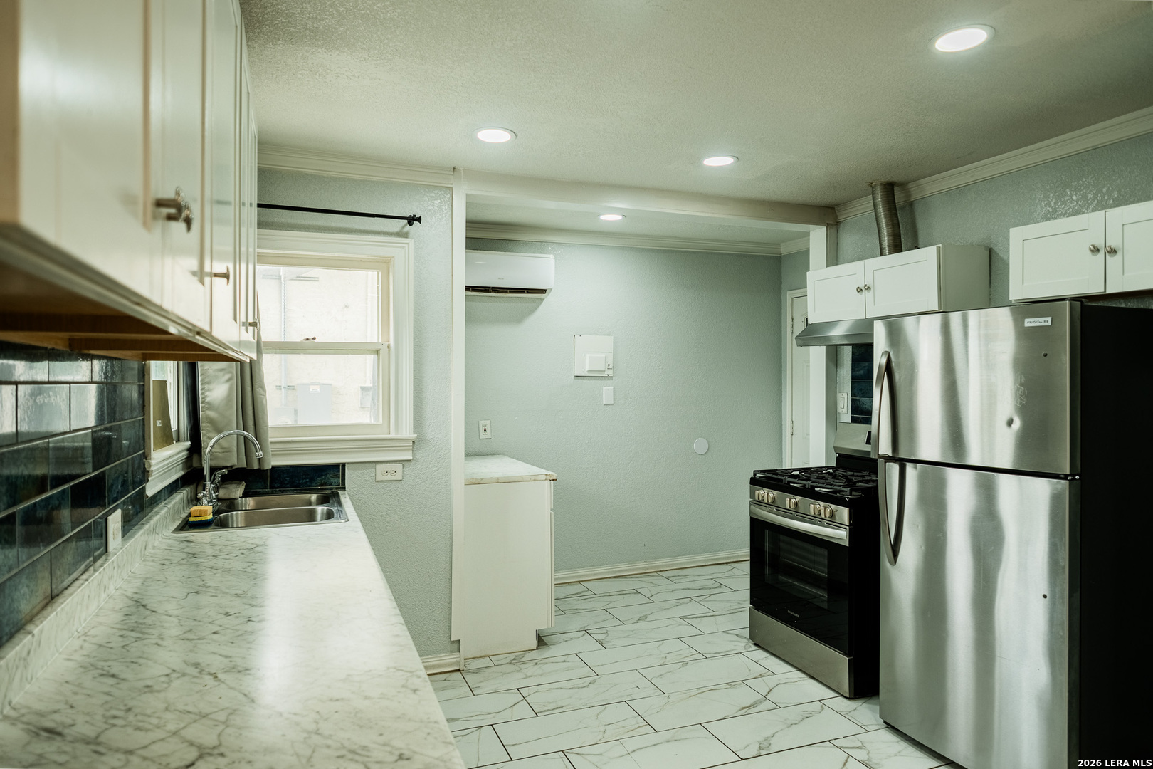 2916 S Gevers Street San Antonio TX 78210