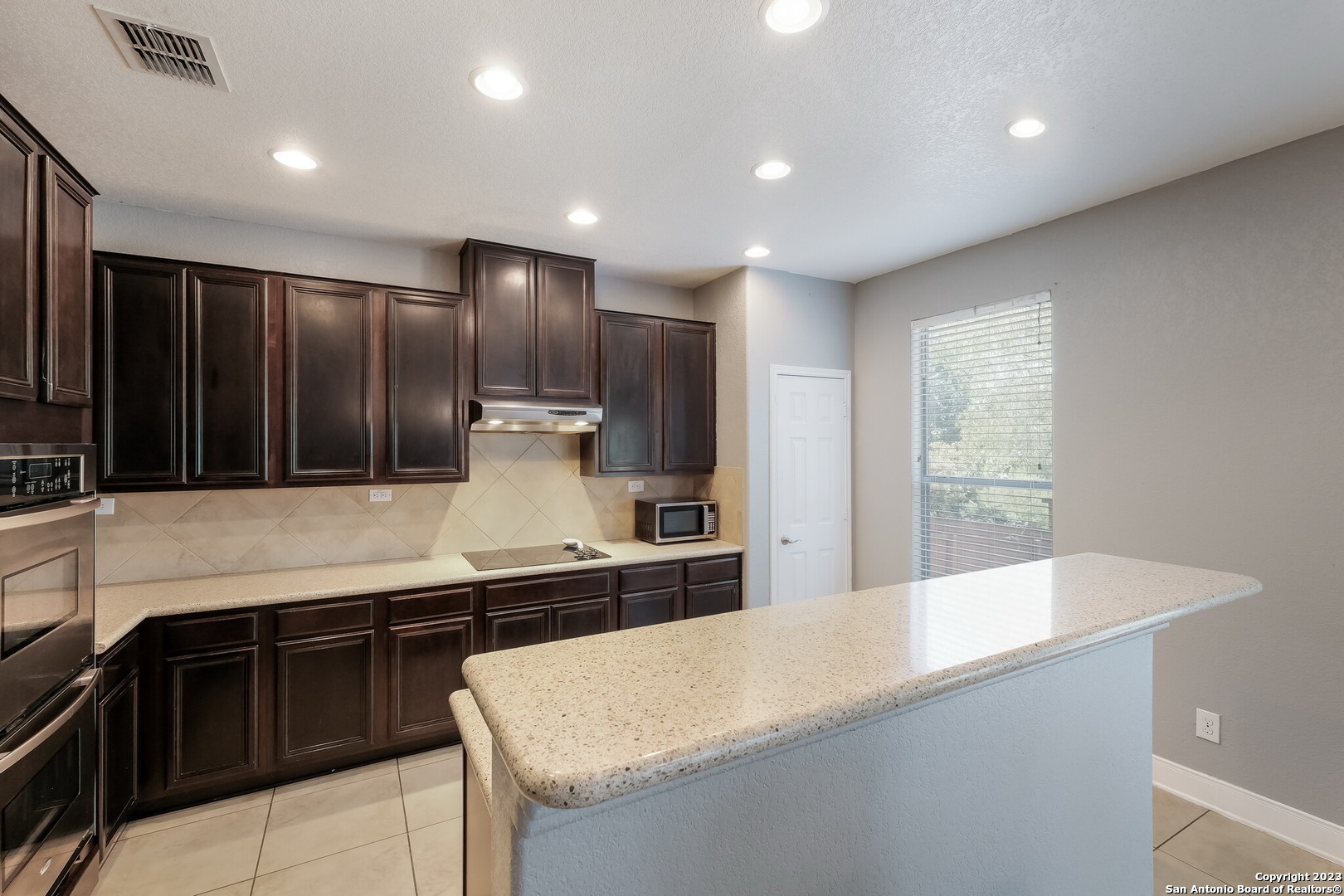 7611 Clos Du Bois San Antonio TX 78253