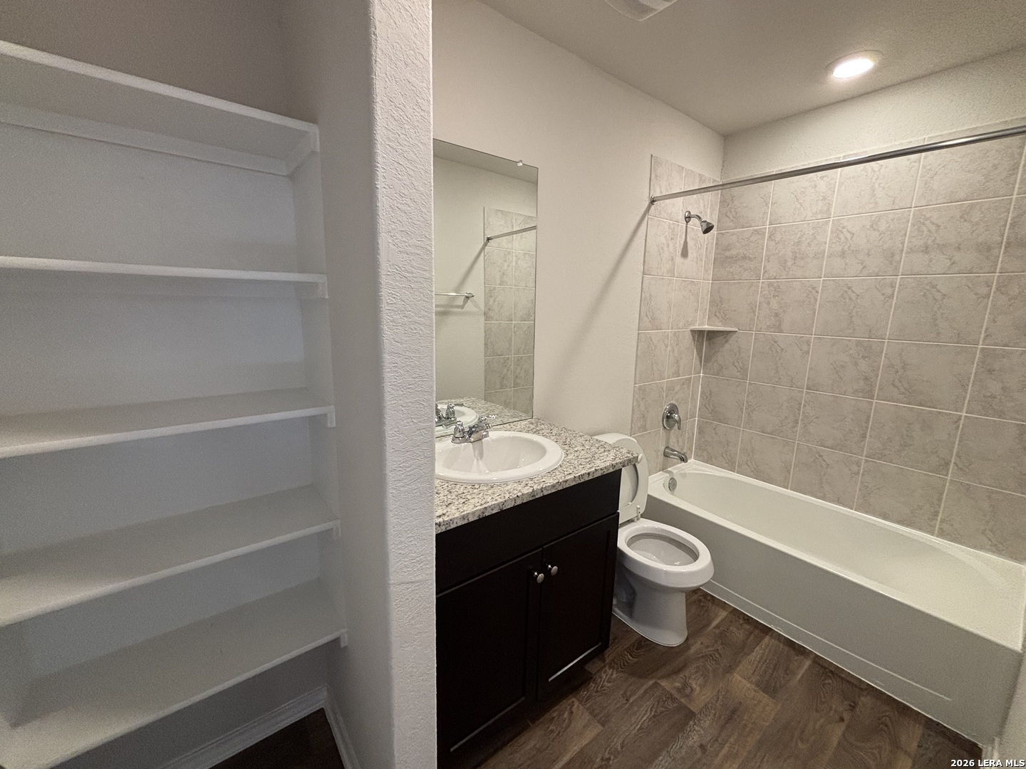 6442 Greensleeves San Antonio TX 78252