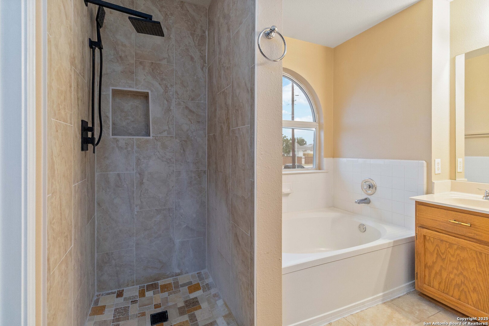 5207 Wood Glen Drive San Antonio TX 78244