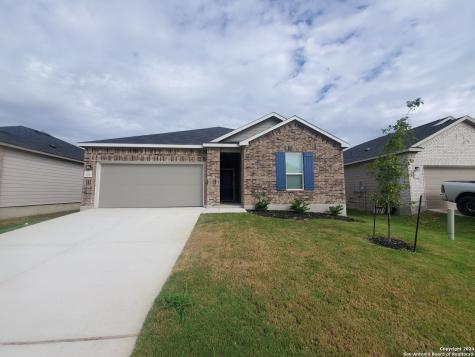 518 Deer Crest Drive New Braunfels TX 78130