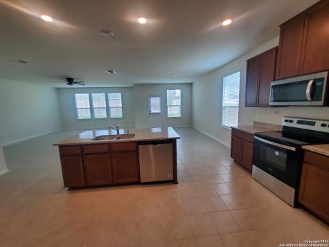 518 Deer Crest Drive New Braunfels TX 78130