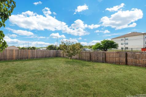 4931 Badland Beacon Converse TX 78109