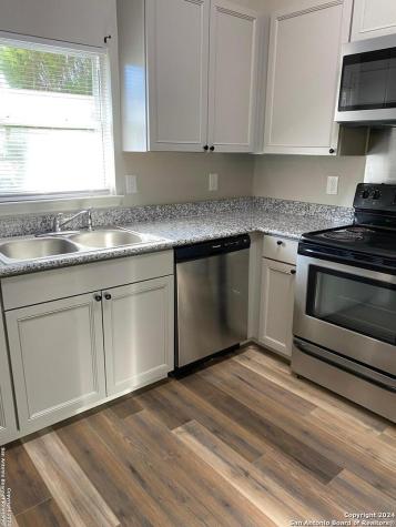 8404 Forest Ridge Drive San Antonio TX 78239