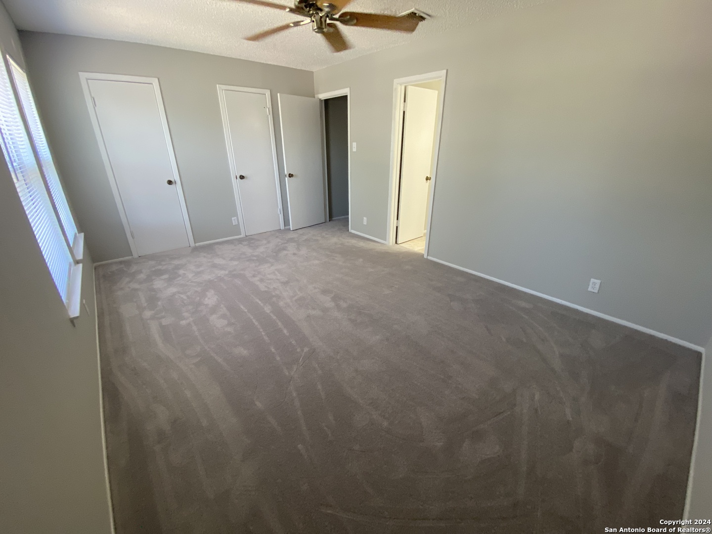 8404 Forest Ridge Drive San Antonio TX 78239