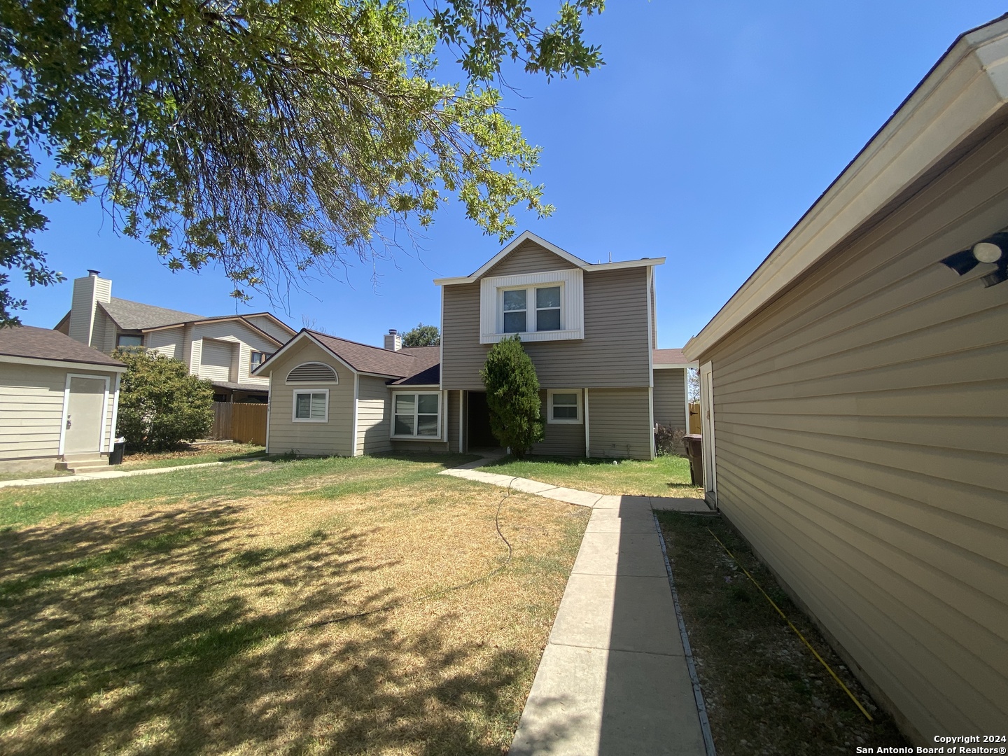 8404 Forest Ridge Drive San Antonio TX 78239