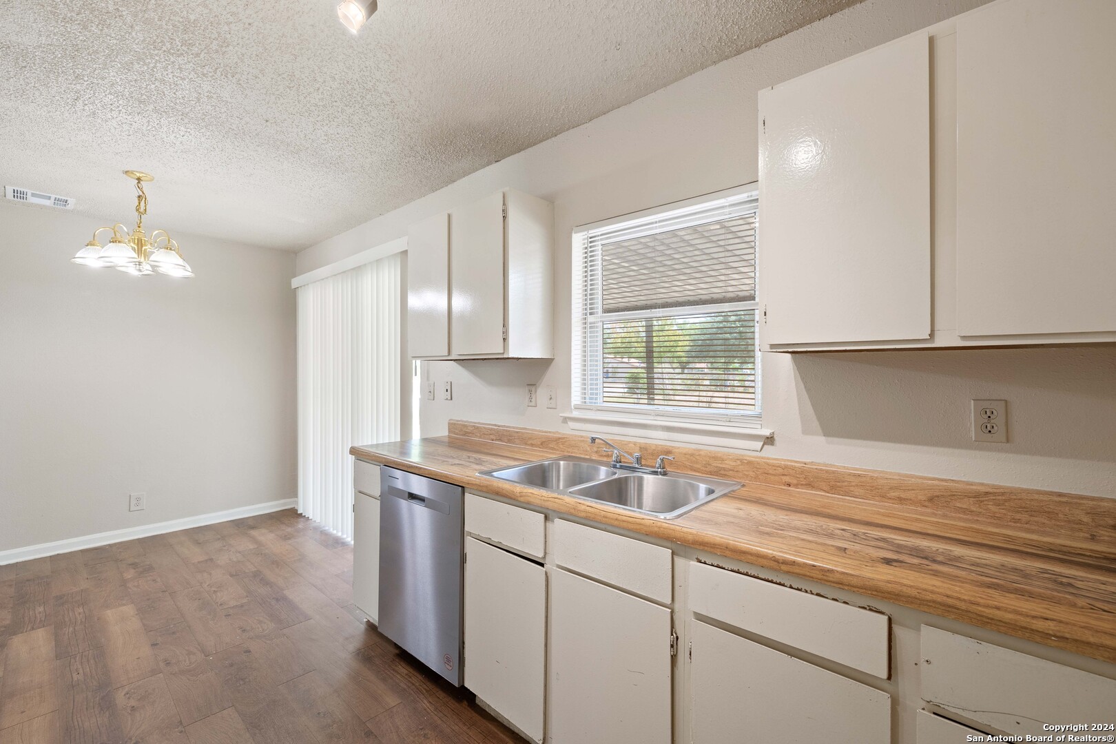 2426 French Sea Drive San Antonio TX 78219