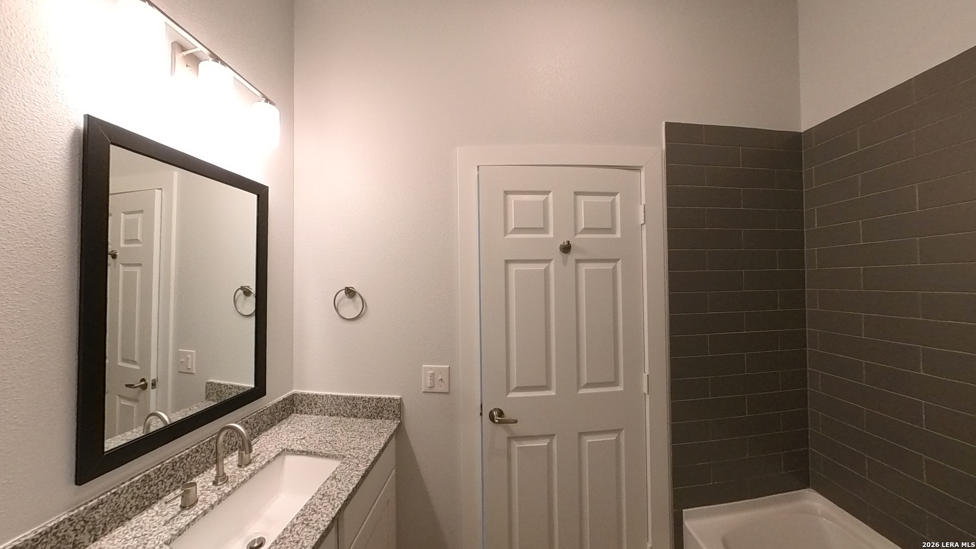 330 E Carson San Antonio TX 78208
