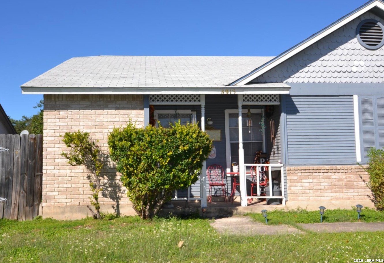 8913 Fall River Drive San Antonio TX 78250