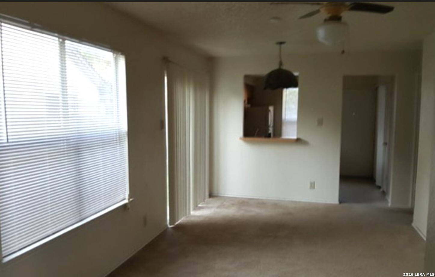 8913 Fall River Drive San Antonio TX 78250