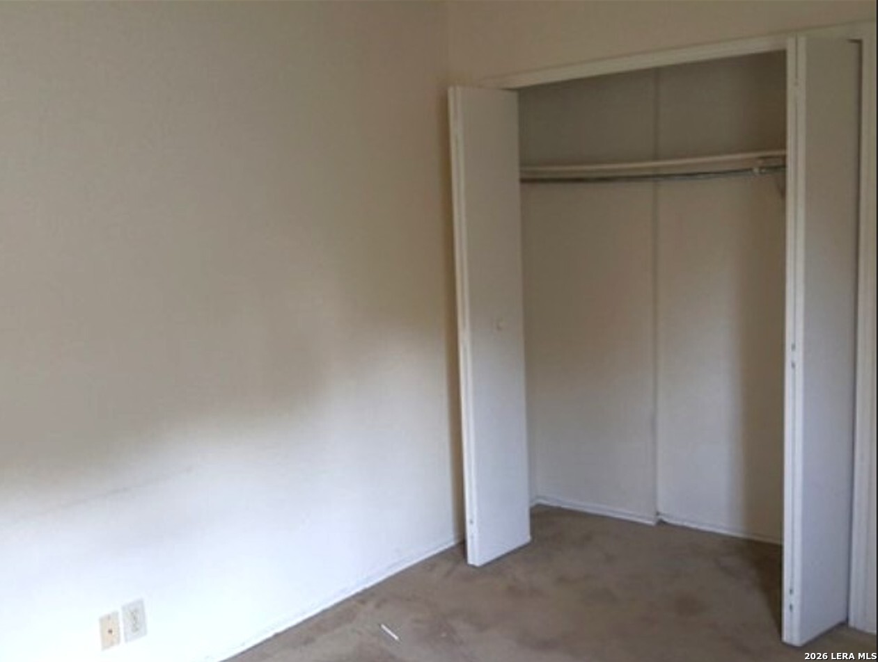 8913 Fall River Drive San Antonio TX 78250